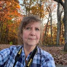 Is squatting to talk a regional Appalachian custom?