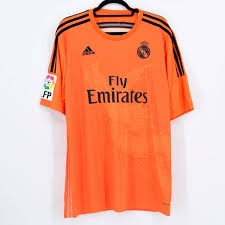 Real madrid cf soccer crest shield acrylic to hang on wall with stand same as on ronaldo james bale real madrid jersey. Ù†Ù‚Ø´ Ù‚Ø¶ÙŠØ© Ø§Ù„ÙˆØ±Ø¯ÙŠØ§Ù† Ø§Ù„Ù…ÙˆØ§Ù‡Ø¨ Casillas Real Madrid Jersey Loudounhorseassociation Org