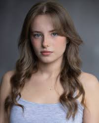 Claire Atkinson (@Kelchlo06)