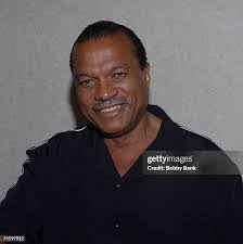 Kenny Dee's Instagram, Twitter & Facebook