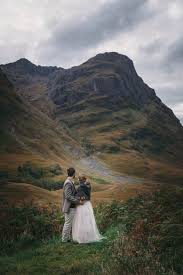 A Lovely Adventure Elopement In The Scottish Highlands Junebug Weddings Highland Wedding Scottish Elopement Scotland Wedding