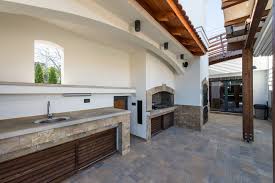 5 outdoor kitchen lighting ideas