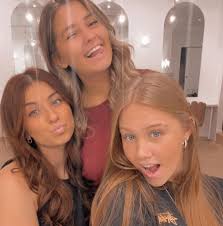 Jessica James (@jessica____james) • Instagram photos and videos