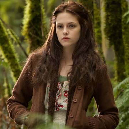 happy birthday to the queen of our #Twilight family, Kristen Stewart! 💕