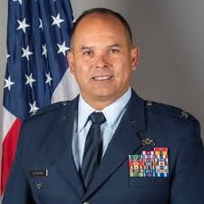 Michael Hrynciw (@HrynciwM)