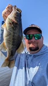 What baits are best for catching 7-pound fish?