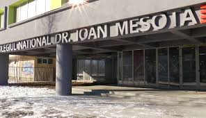 Fii primul care scrie o părere despre colegiul national dr.ioan mesota brasov! Brasov Tv Mai MulÈi Elevi De La Colegiul Dr Ioan MeÈotÄ Din BraÈov Au Ajuns La UrgenÈe