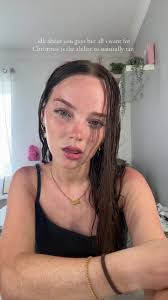 Ciara Herron's Instagram, Twitter & Facebook