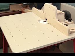 fabriquer une table a toupie et des guides ajustables maximiser cet outil de coupe en travailla table de travail en bois defonceuse bois defonceuse sous table
