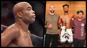 After one of the most dominating runs in promotional history as middleweight champion from 2006 to 2013, silva was stopped. Anderson Silva S Son Wins Via Tko In Muay Thai Debut