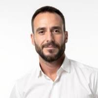 50+ perfiles de «Mario Macias»