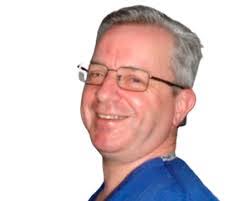 Ian Bloom's Instagram, Twitter & Facebook