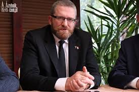 Polish catholic director grzegorz braun this is martin luther speaking to you through his own papers, sermons, letters and words that were published by his friends, supporters, followers and. Grzegorz Braun W Rybniku Upominamy Sie O Wolnosc I Wlasnosc Polakow Www Rybnik Com Pl