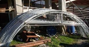 Teava ppr este solutia preferata a specialistilor in constructii pentru realizarea instalatiilor termice si de apa, atat rece, cat si calda. Arcade Pentru Solarii Legume Din È›eavÄƒ Galvanizata 140 Lei Lajumate Ro In 2021 Solar Structures
