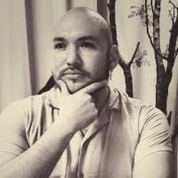 60+ perfiles de «Isaac Villa»