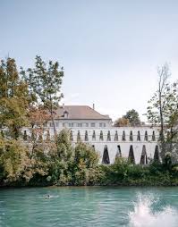 Barozzi Veiga Creates Trapezoidal Arcade For Tanzhaus Zurich Dance Centre In 2020 Cultural Center Facade Switzerland Photography
