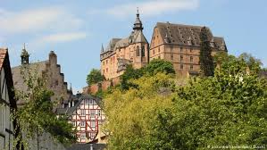 Marburg, city, hessen land (state), central germany. Tour Durch Die Lutherstadt Marburg Dw Reise Dw 15 06 2017