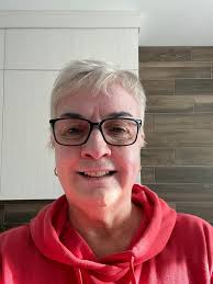 Hello everyone. I'd like to know your opinion✨