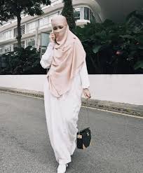 Tutorial tudung bawal dengan 4 style yang simple dan mudah. Tersangatlah Cantik Masyaallah Kongsi Foto Ayu Pakai Tudung Bawal Lengkap Berpurdah Penampilan Neelofa Dipuji Ramai Media Hiburan