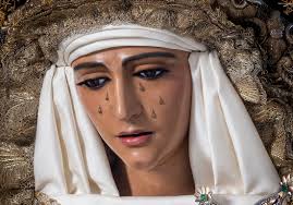 Así ha quedado la Esperanza de Triana tras la restauración de Pedro Manzano 