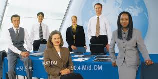 2010 zog der frf ins ehemalige bürgerhaus. Https Www Allianz Com Content Dam Onemarketing Azcom Allianz Com Investor Relations De Berichte Und Finanzdaten Geschaeftsbericht Archiv 1998 Azgroup Gb D Pdf