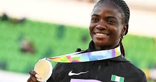 Kenyan athlete runs 4:06.42 minutes