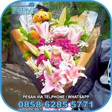 Toko bunga bekasi merupakan toko bunga yang ada di daerah bekasi dan kami menjual berbagai macam karangan bunga papan ucapan duka cita, bungapapan happy wedding, congratulation Toko Bunga Bekasi Barat Batavia Florist 085862855771 Home Facebook