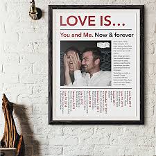 The traditional gift for the first wedding anniversary is paper, so let's look at all the ways you can use this. Mylist Ae S Wedding Anniversary Gift Ideas Bride Club Me