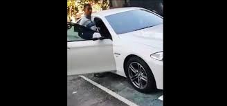Tiket masuk rumah 4 musim (terpulang pada pelawat untuk masuk. Video Selfish Driver Caught Hogging Oku Spot In Shah Alam Auto News Carlist My