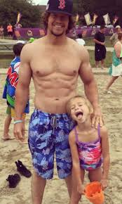 Mark and donnie wahlberg both posted tributes to their mother, alma wahlberg, who appeared on the a&e series donnie, a member of new kids on the block , shared a touching video featuring alma on instagram and that was alma — mother, sister, daughter, grandmother, friend, ally, warrior, angel. 21 Photos Of Mark Wahlberg And His Kids That Prove He S A Big Softie Mark Wahlberg Celebrity Dads Actor Mark Wahlberg