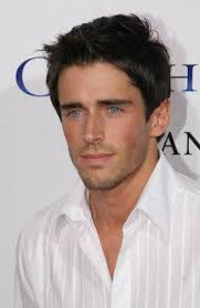 Pin By Lisajoy On In Death Series Jd Robb Irish Men Handsome Irish Men Brown Hair Men