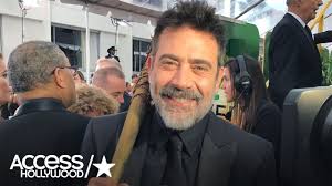 It is official, jeffrey dean morgan confirmed that he will join the cast as a villanious character in the tv hit series, the walking dead. Golden Globes Walking Dead S Jeffrey Dean Morgan Poses With Lucille Teases Midseason Premiere Youtube