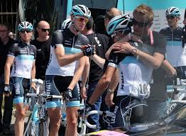 I want to give all my condolences to the family of wouter and all his friends and send a message of encouragement and support to the leopard team and the whole cycling family. Extpkxnuu62xym