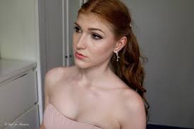 Check spelling or type a new query. Abi Ball Make Up Kleid Und Frisur Mrs Super Sophia