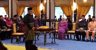 Pahang menteri besar datuk seri wan rosdy wan ismail ensures the public that all efforts and precautionary measures are being taken to ensure that the situation is under control. Aku Anak Pahang Lantikan Datuk Seri Wan Rosdy Wan Ismail Menteri Besar Pahang 2018