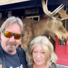 ring doorbells are totally useless in Minnesota. When it gets really cold  the battery drains or freezes. I fully charged mine yesterday and this  morning it was dead. this is a new