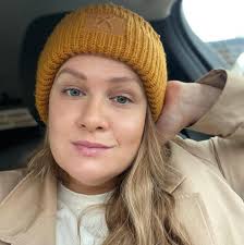 My Thanksgiving cactus bloomed! 🦃