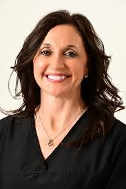 Dana Hamlett's Instagram, Twitter & Facebook