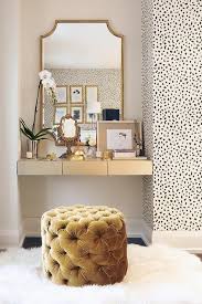 8 Reasons Why You Should Hire An Interior Designer Decorator Ashlina Kaposta Diy Walk In Closet Interior Home Decor