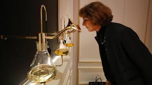 Une expérience sensorielle, pédagogique & artistique … entre émotion, sensorialité et plaisir, le grand musée du parfum propose un parcours original, à la fois pédagogique, ludique et immersif pour appréhender. Paris Le Grand Musee Du Parfum Se Visite Avec Le Nez