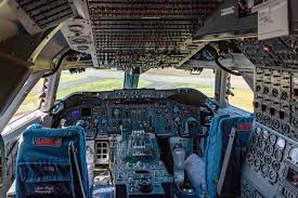 To download this photo, you have to buy an image plan. Cockpit View Klm Boeing 747 400 On Behance