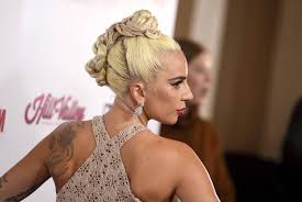 Kurzhaarfrisuren für 2016 bilder und tipps für damen. Haarstylist Bekommt Einen Preis Das Sind Lady Gagas Auffalligste Frisuren