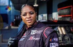 How much pit crew members of nascar earn per race how much they get paid after their driver win the race. Changing The Narrative Meet The First Black Female Pit Crew Member For Nascar Wset
