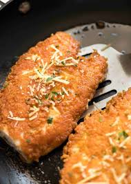 Serve with a lemon wedge, or go fancy by dressing a big handful of arugula and halved cherry tomatoes with good. Crispy Parmesan Crusted Chicken Breast Recipetin Eats