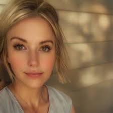 peoplefirst #liftothersup #womenentrepreneurs #shareyourstory #inspiration  #goals #supportothers #business #persistence