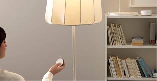 Con le lampade senza fili puoi illuminare gli spazi interni senza l'intralcio dei cavi o consumo di energia elettrica. Ikea Sempre Piu Smart Con Le Lampade Connesse Dday It
