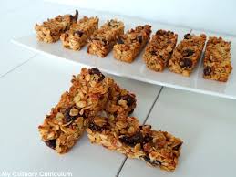 Apres Les Barres Aux Cereales Au Chocolat Je Me Suis Lancee Dans Des Barres Aux Fruits Que Je Prefere Toujours A Barre De Cereales Flocon Avoine Fruits Rouges
