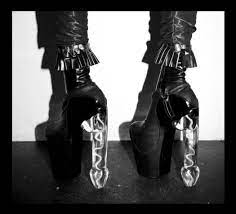 What to Wear with High Heels - Shoe Blog - Pairing High Heels