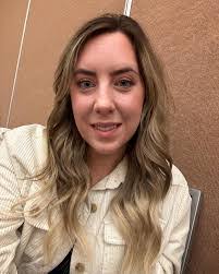 Vonda Oneill's Instagram, Twitter & Facebook