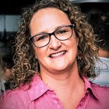 Crissy Foster's Instagram, Twitter & Facebook